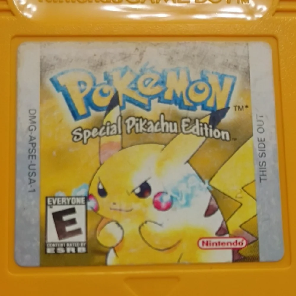 Pokemon Yellow Pikachu Edition (Game Boy, 1999) Authentic Plays Vintage 90s - Picture 2 of 2